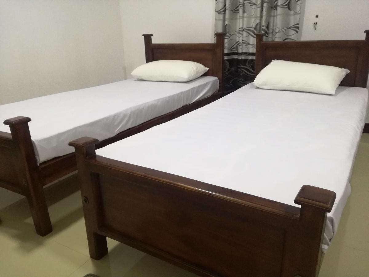 Deshani Holiday Inn Dambulla Exterior foto