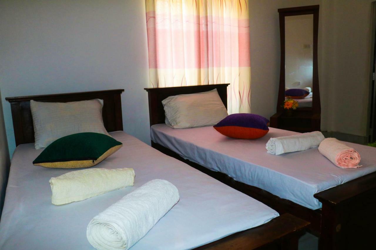 Deshani Holiday Inn Dambulla Exterior foto